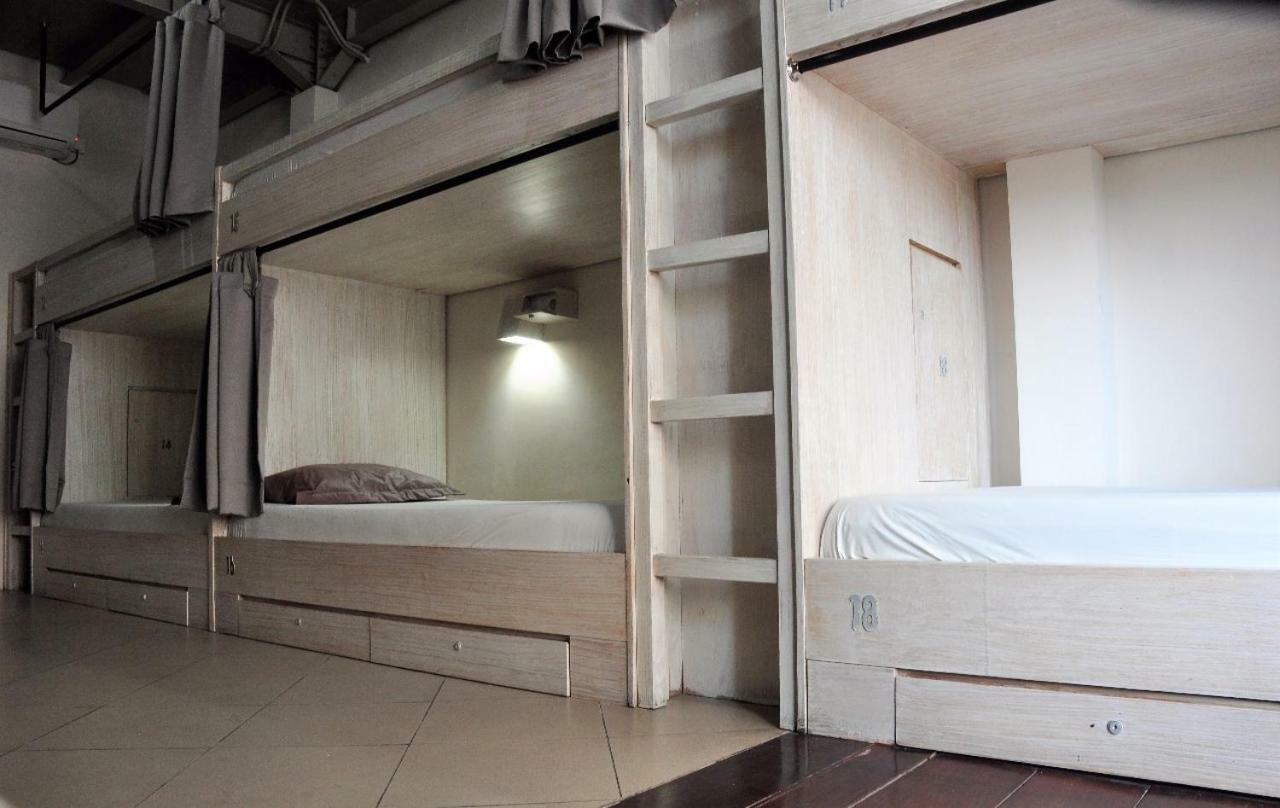 Rumah Kayu Bali Kuta  Luaran gambar